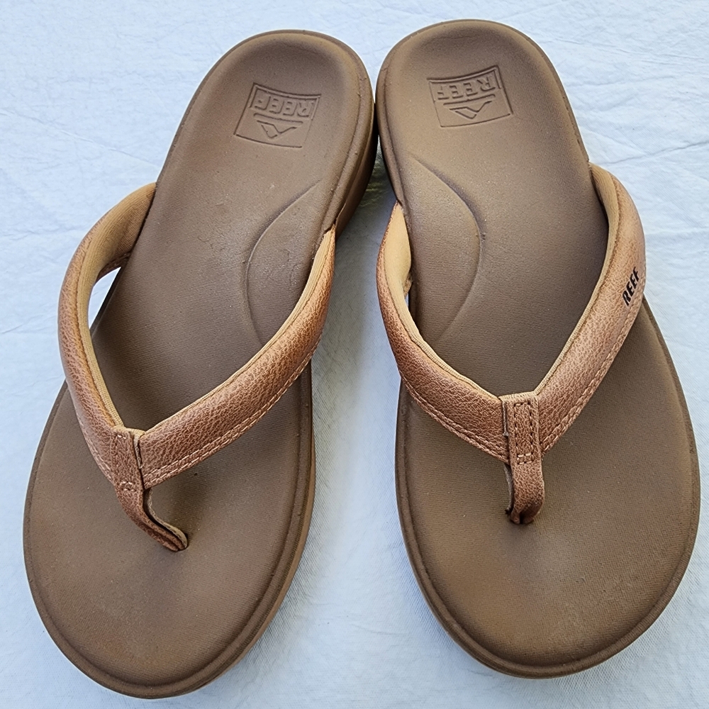 Reef Cushion Cloud Flip Flop/Sandals for Women Size 6